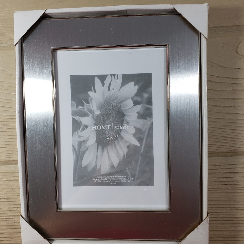 Home Studio Silver Picture Frame NWT